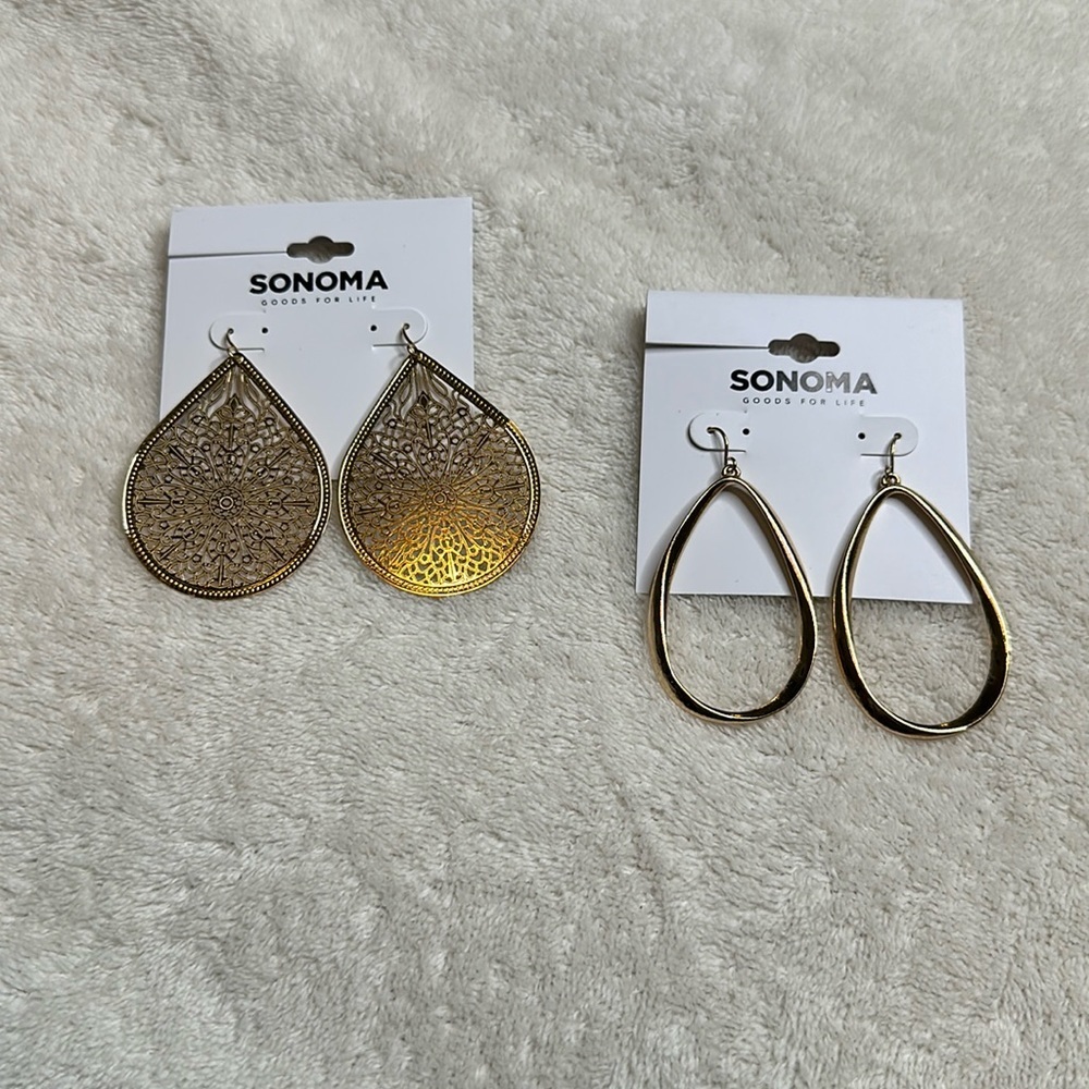 Sonoma 2 set of gold earrings‎